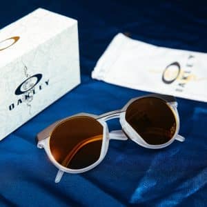 OAKLEY OO9242A HSTN